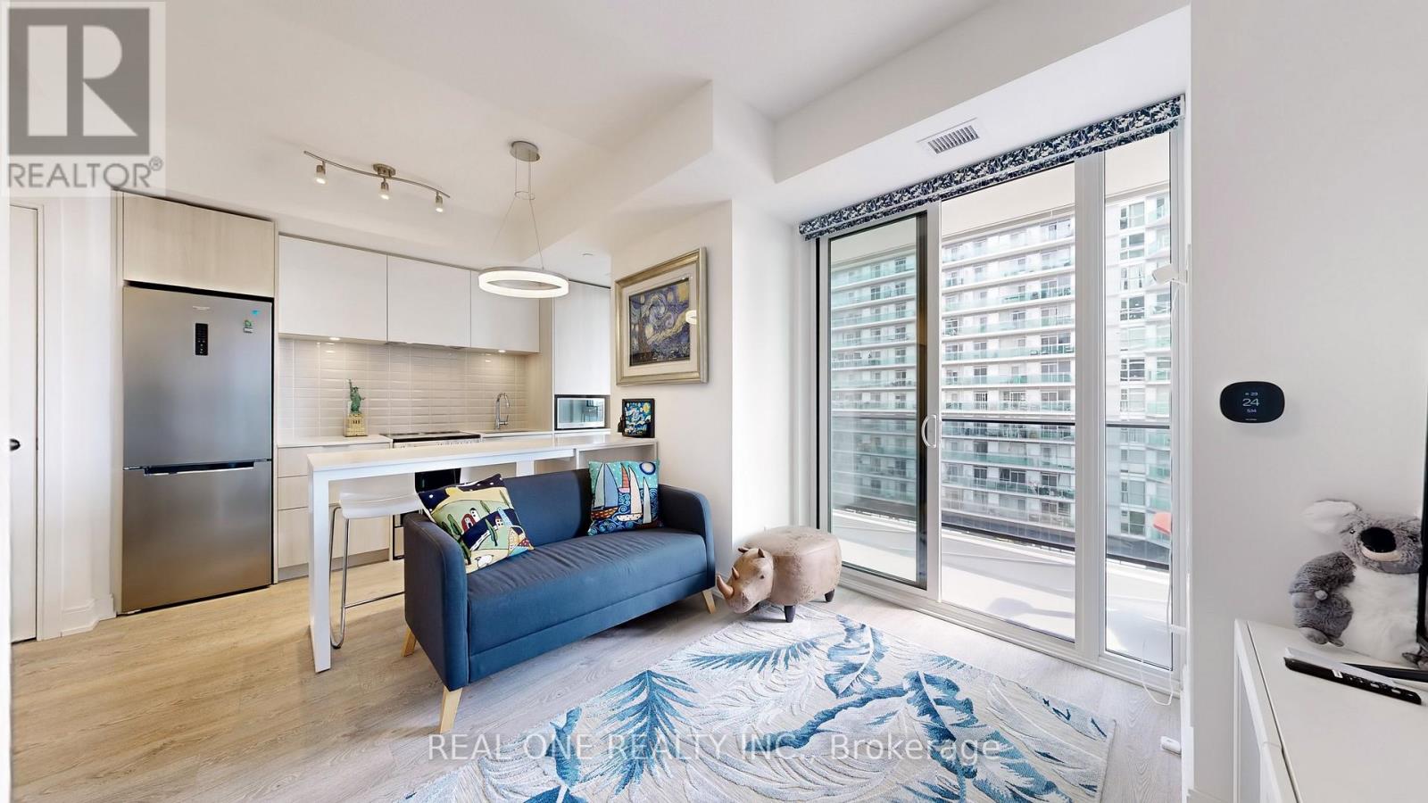 Photo 26 of 808 70 Annie Craig Drive, Toronto ON