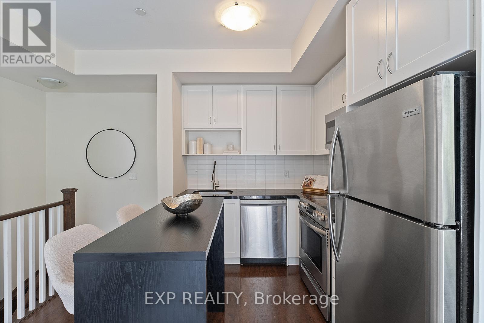 Photo 35 of 312 1110 Briar Hill Avenue, Toronto ON