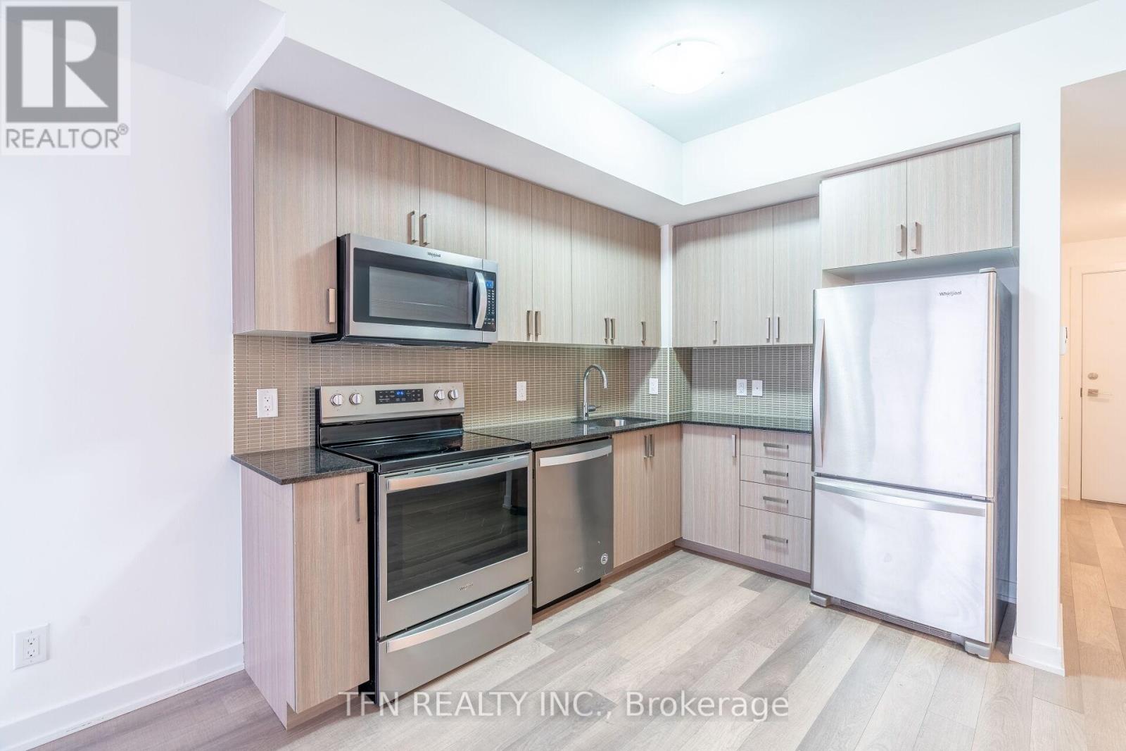 Photo 11 of 506 1603 Eglinton Avenue W, Toronto ON