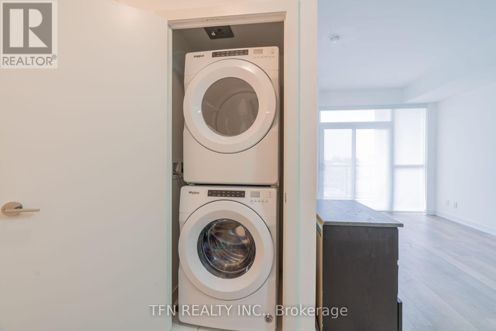 Photo 20 of 506 1603 Eglinton Avenue W, Toronto ON