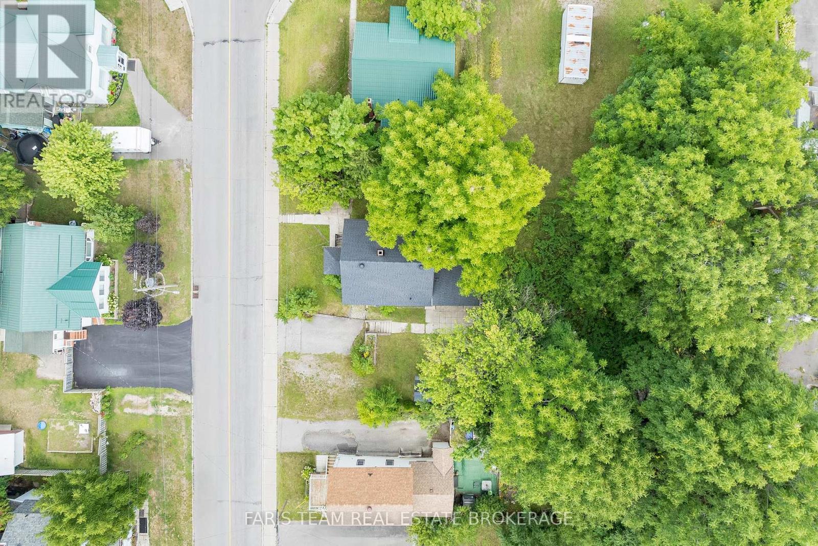 Photo 1 of 405 Bay Street, Midland ON