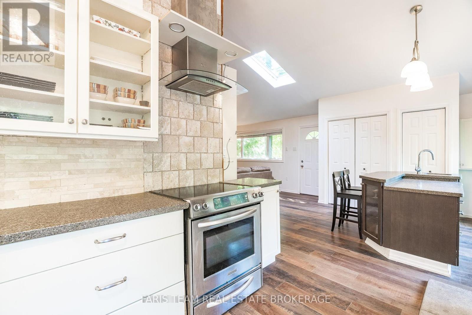 Photo 22 of 56 Meadows Avenue, Tay ON
