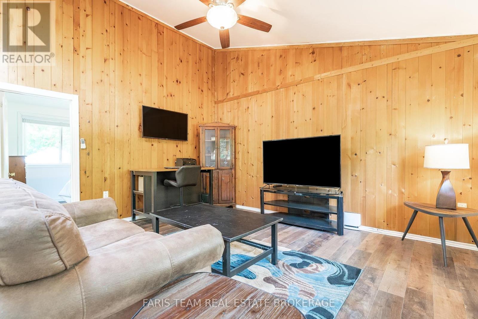Photo 17 of 56 Meadows Avenue, Tay ON