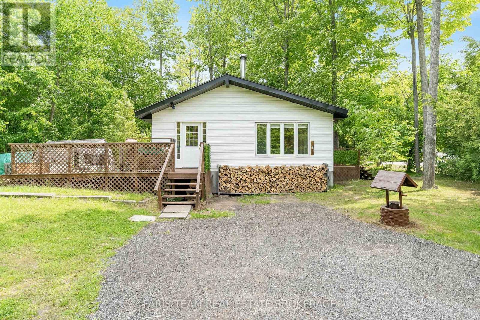 Photo 25 of 56 Meadows Avenue, Tay ON