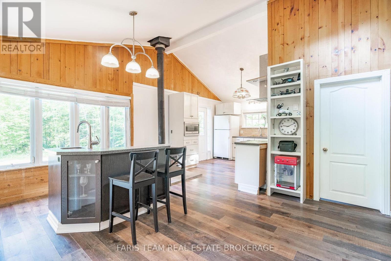 Photo 5 of 56 Meadows Avenue, Tay ON