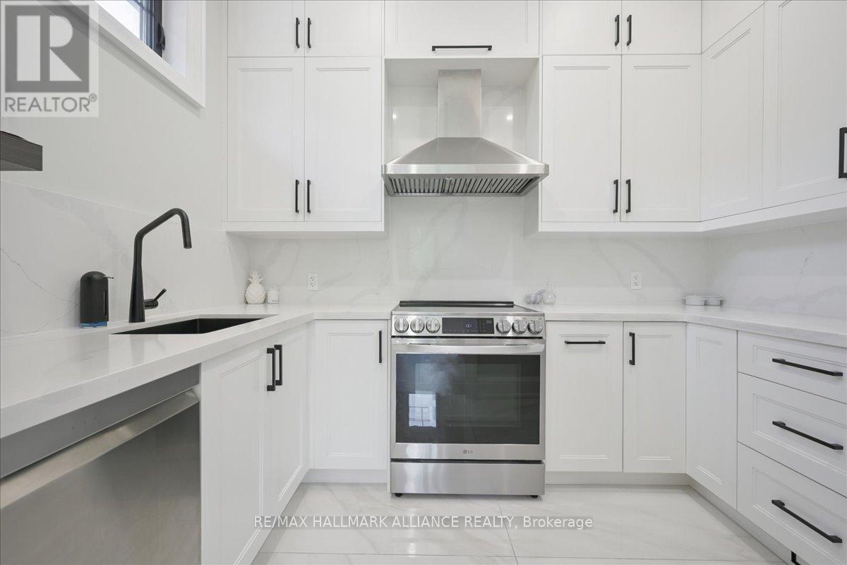 Photo 18 of 1225 Baldwin Drive, Oakville ON