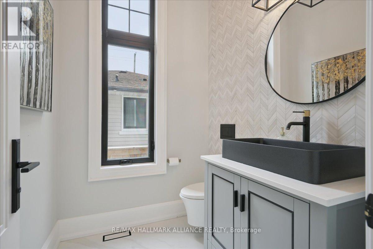 Photo 20 of 1225 Baldwin Drive, Oakville ON