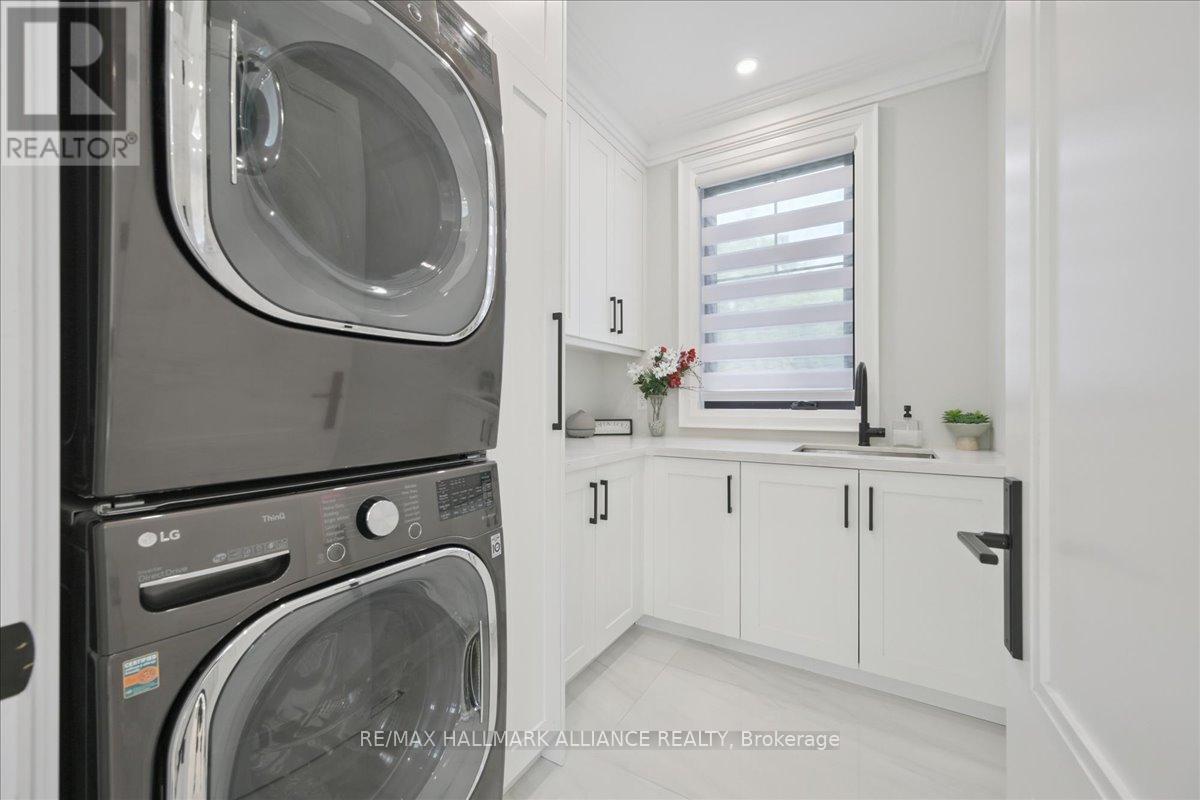 Photo 34 of 1225 Baldwin Drive, Oakville ON