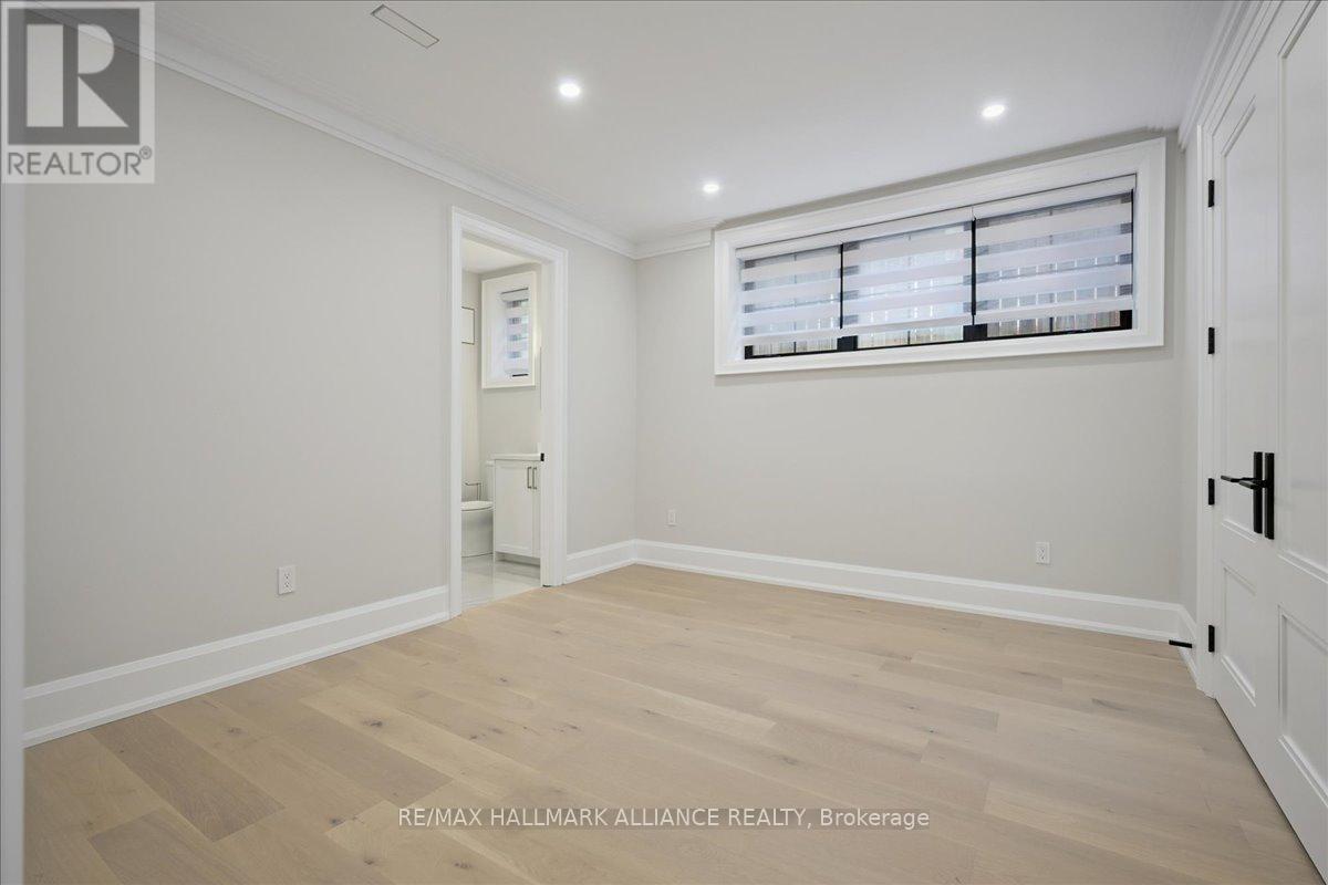 Photo 40 of 1225 Baldwin Drive, Oakville ON