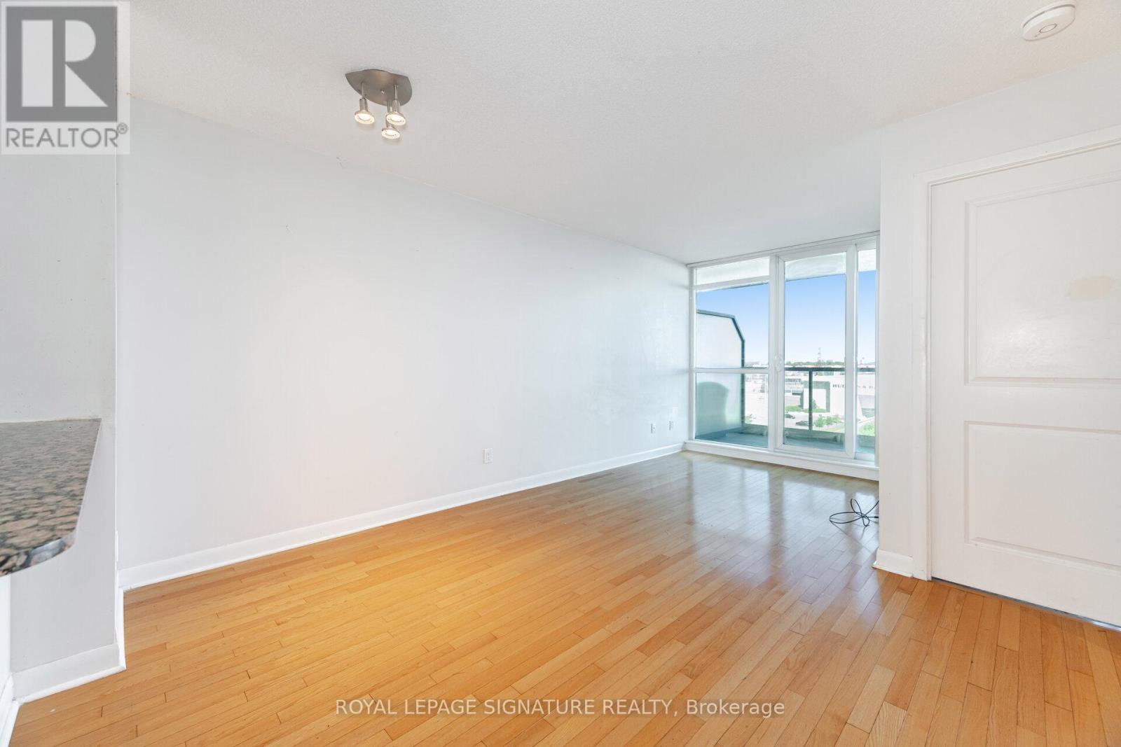 Photo 17 of 704 225 Sherway Gardens Road, Toronto ON
