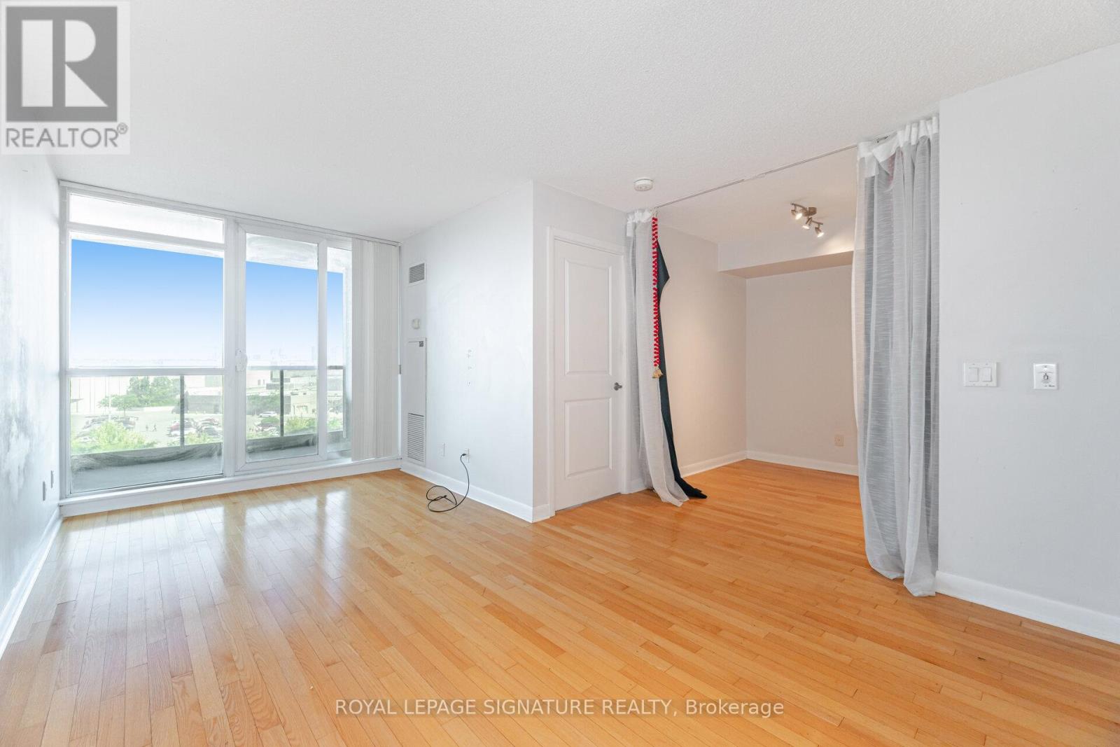 Photo 36 of 704 225 Sherway Gardens Road, Toronto ON