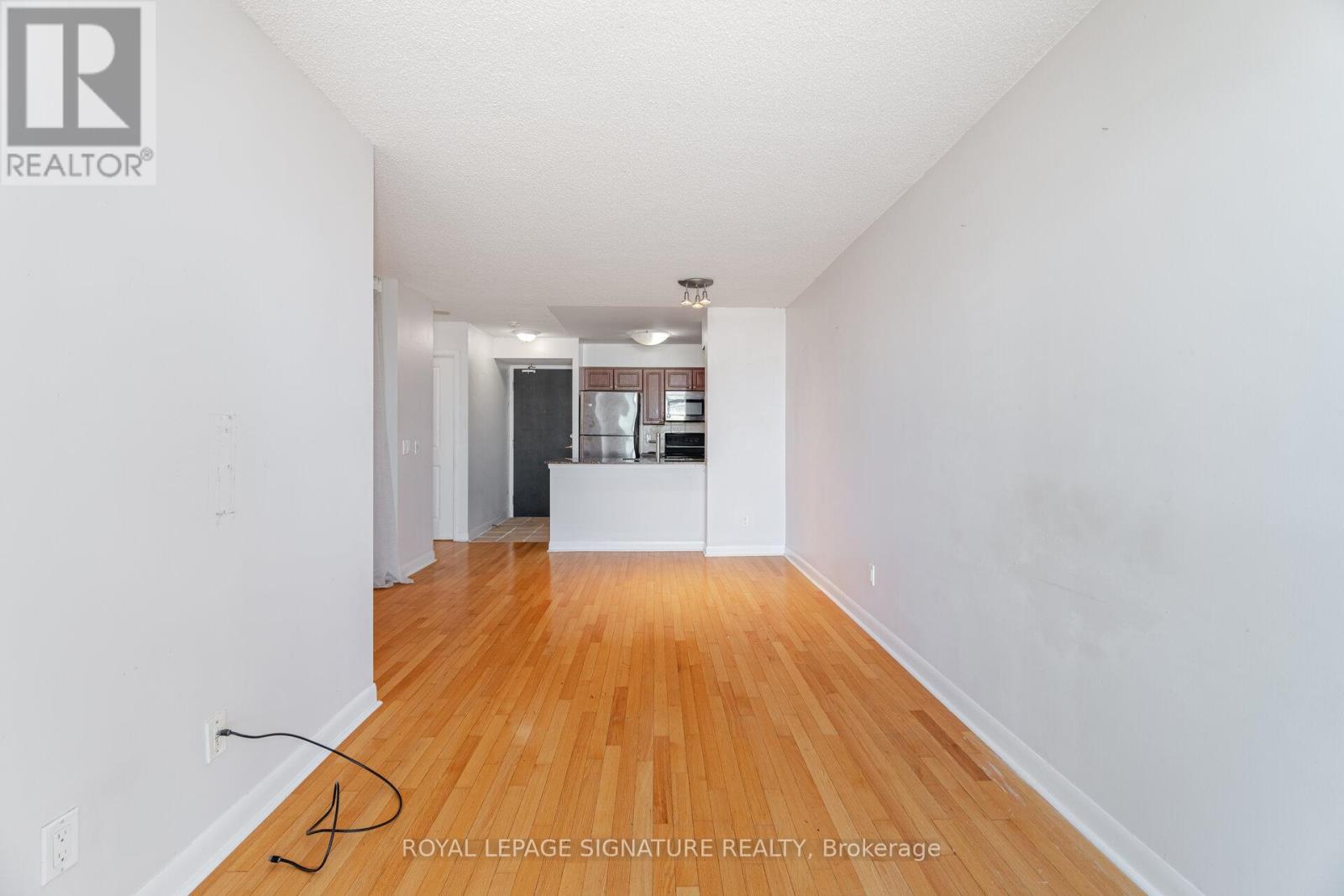 Photo 8 of 704 225 Sherway Gardens Road, Toronto ON