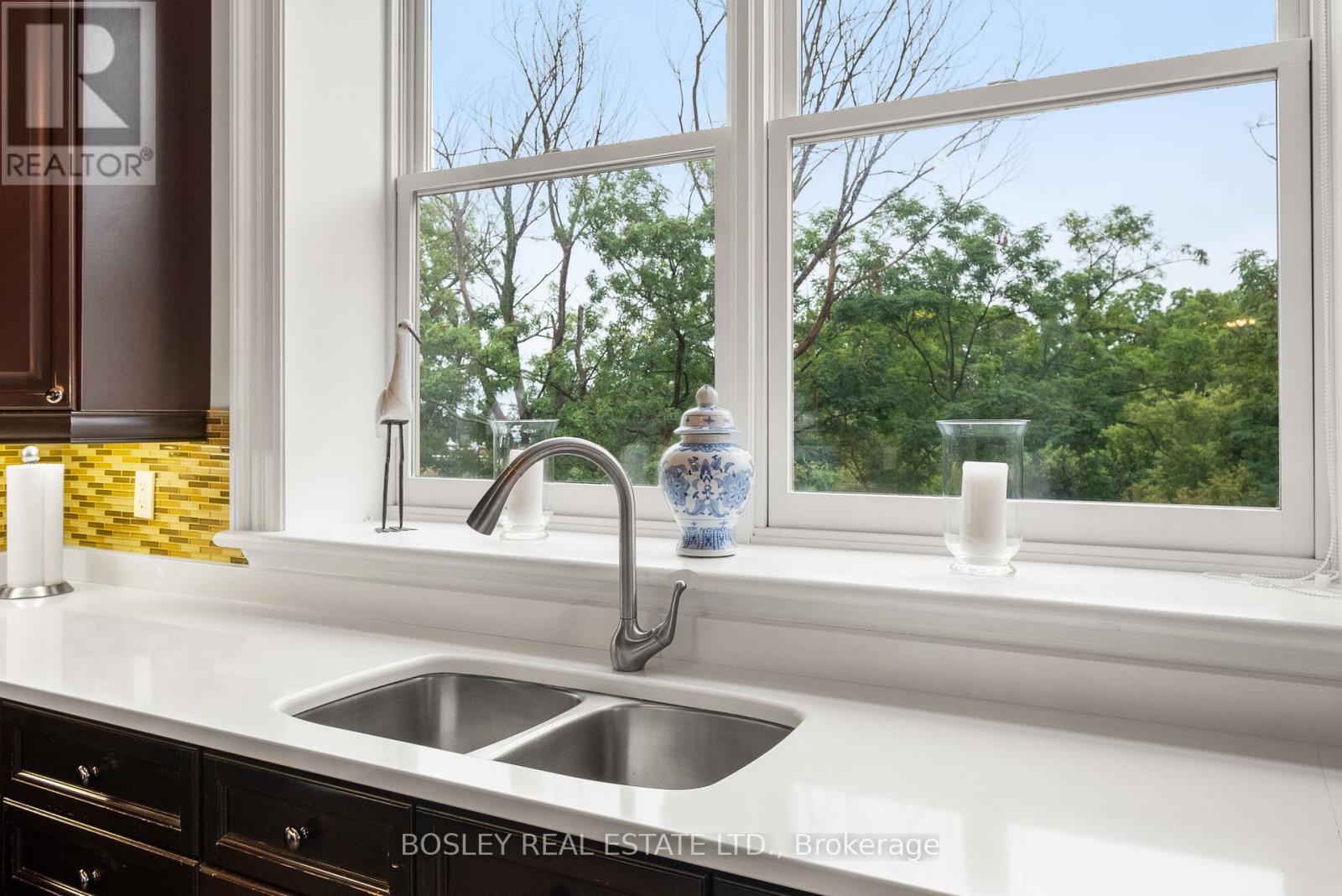 Photo 1 of 304 72 Pine Street, Port Hope ON