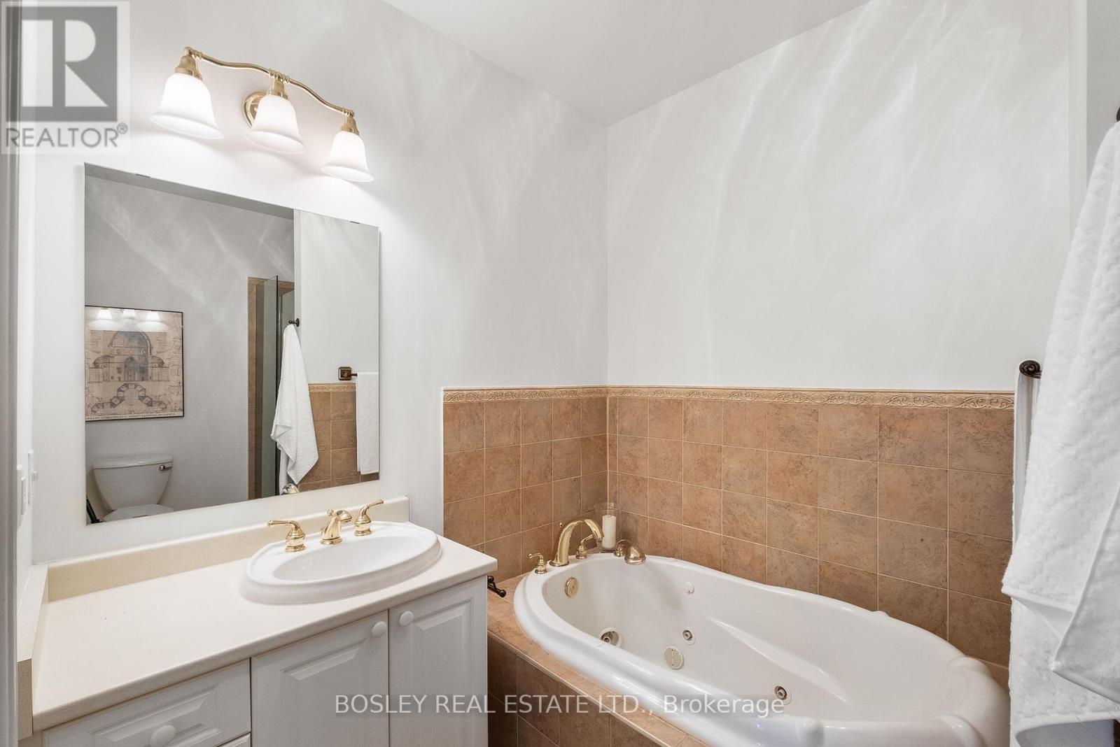 Photo 33 of 304 72 Pine Street, Port Hope ON