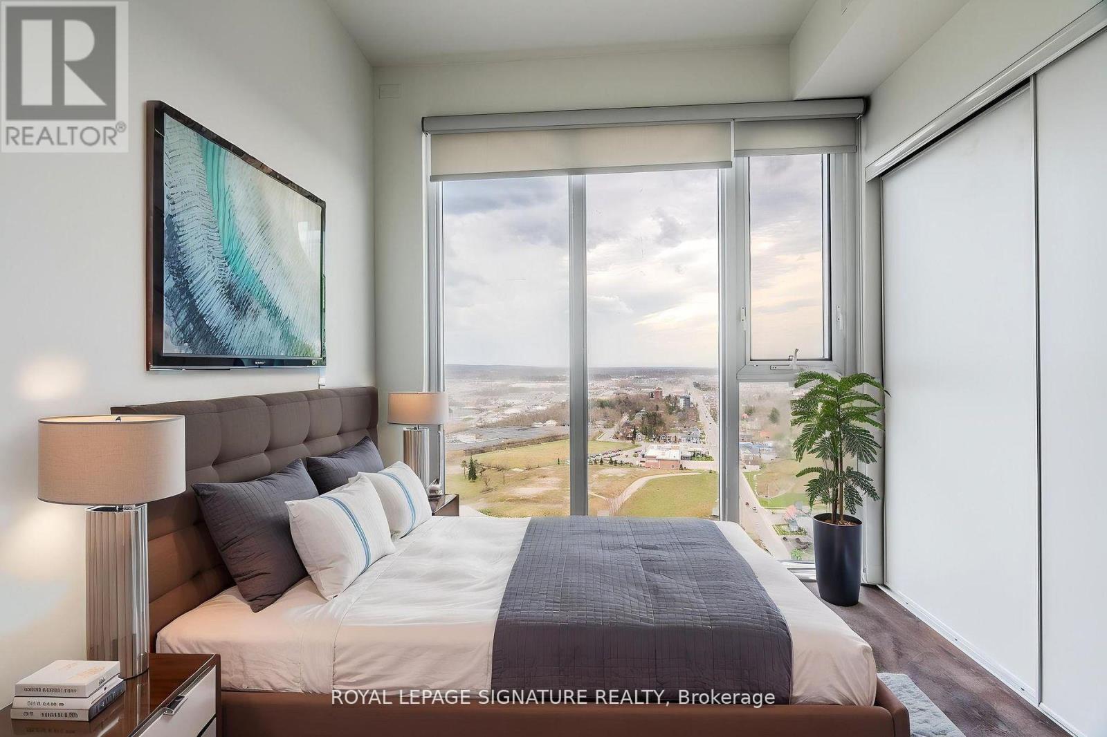 Photo 24 of 2702 39 Mary Street, Barrie ON