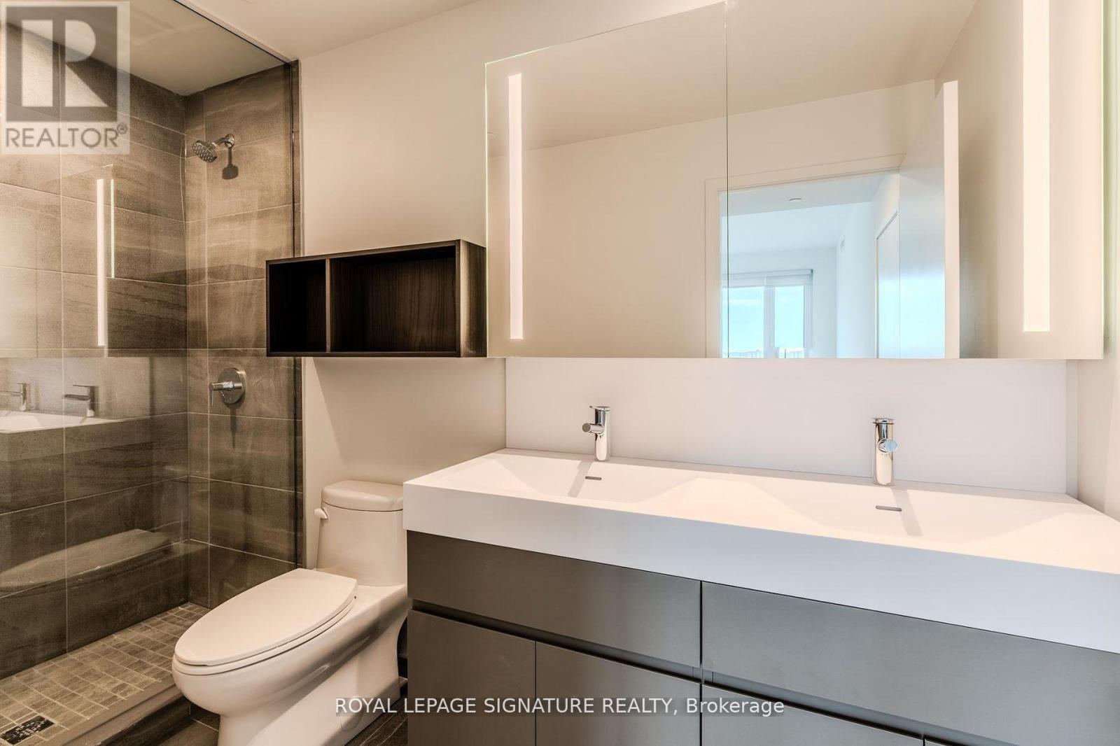 Photo 19 of 2702 39 Mary Street, Barrie ON