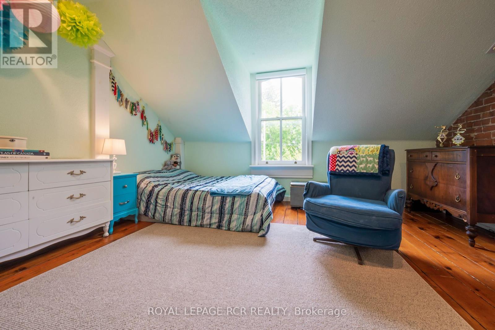 Photo 15 of 67 Zina Street, Orangeville ON