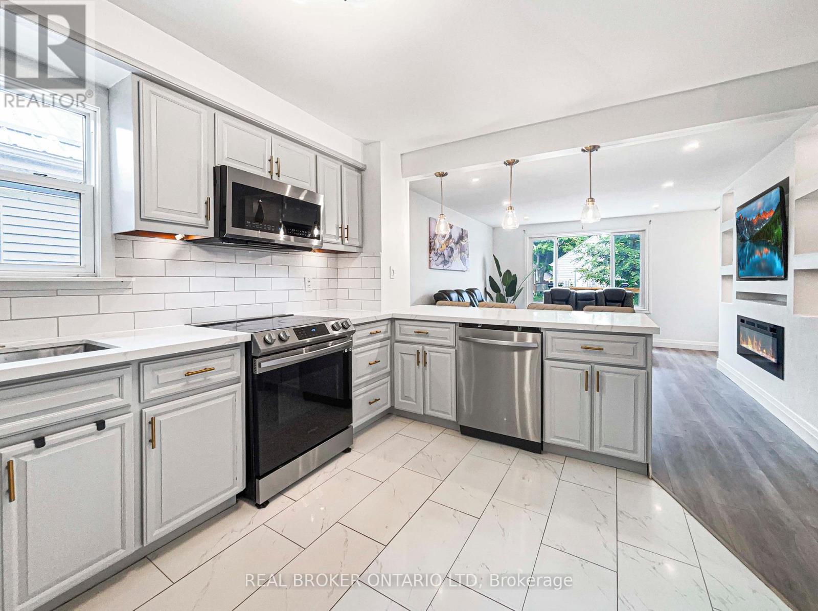 Photo 13 of 104 Delaware Street, London East ON