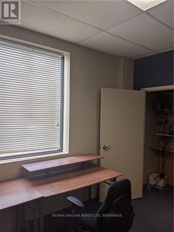 Photo 5 of 14 A 277 Welland Avenue, St Catharines ON