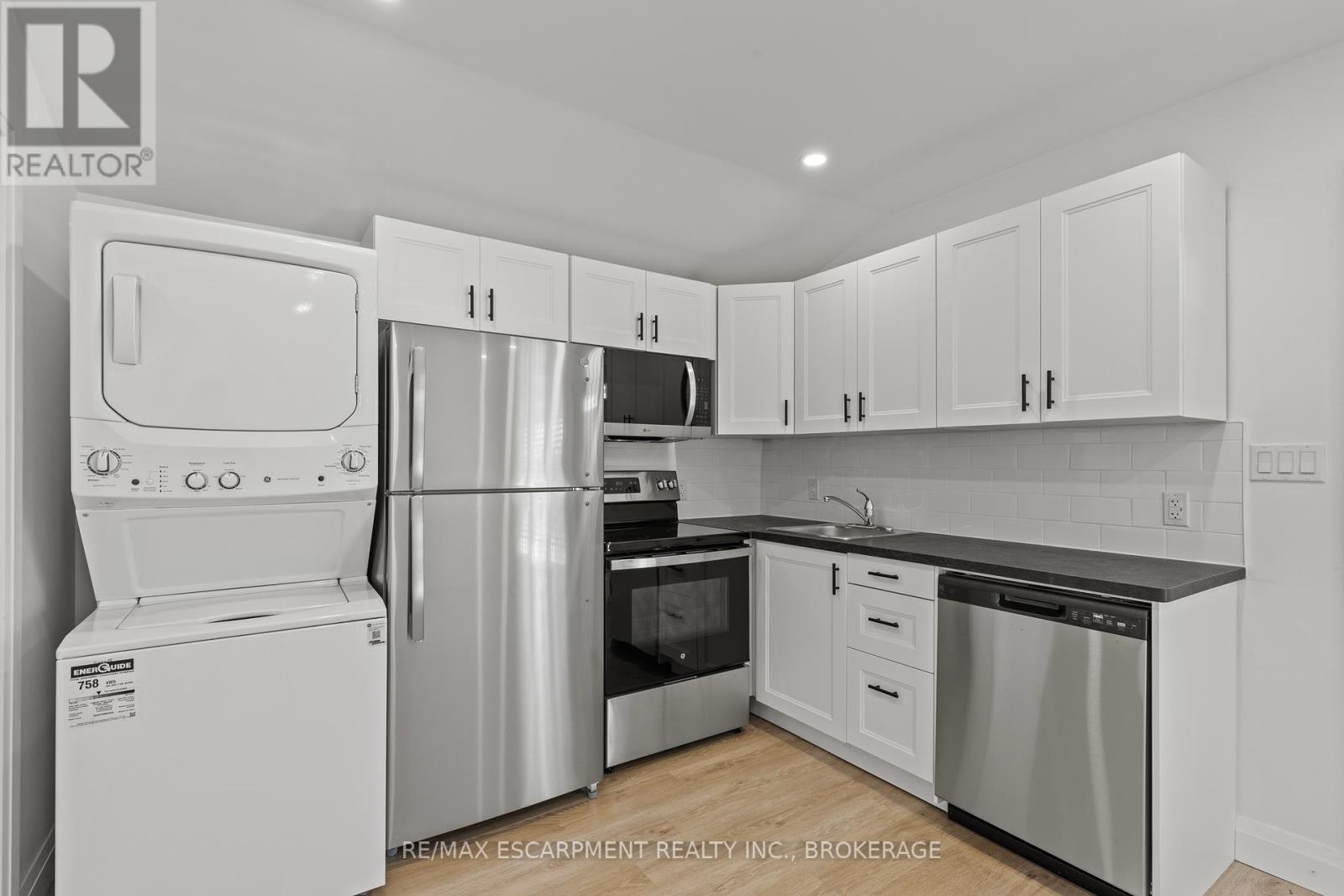 Photo 7 of Unit 2 362 Gatfield Avenue, Welland ON