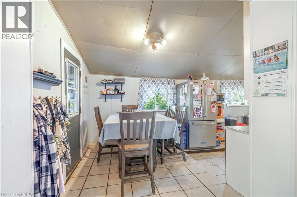 Photo 22 of 327 Sheridan Street, Brantford ON