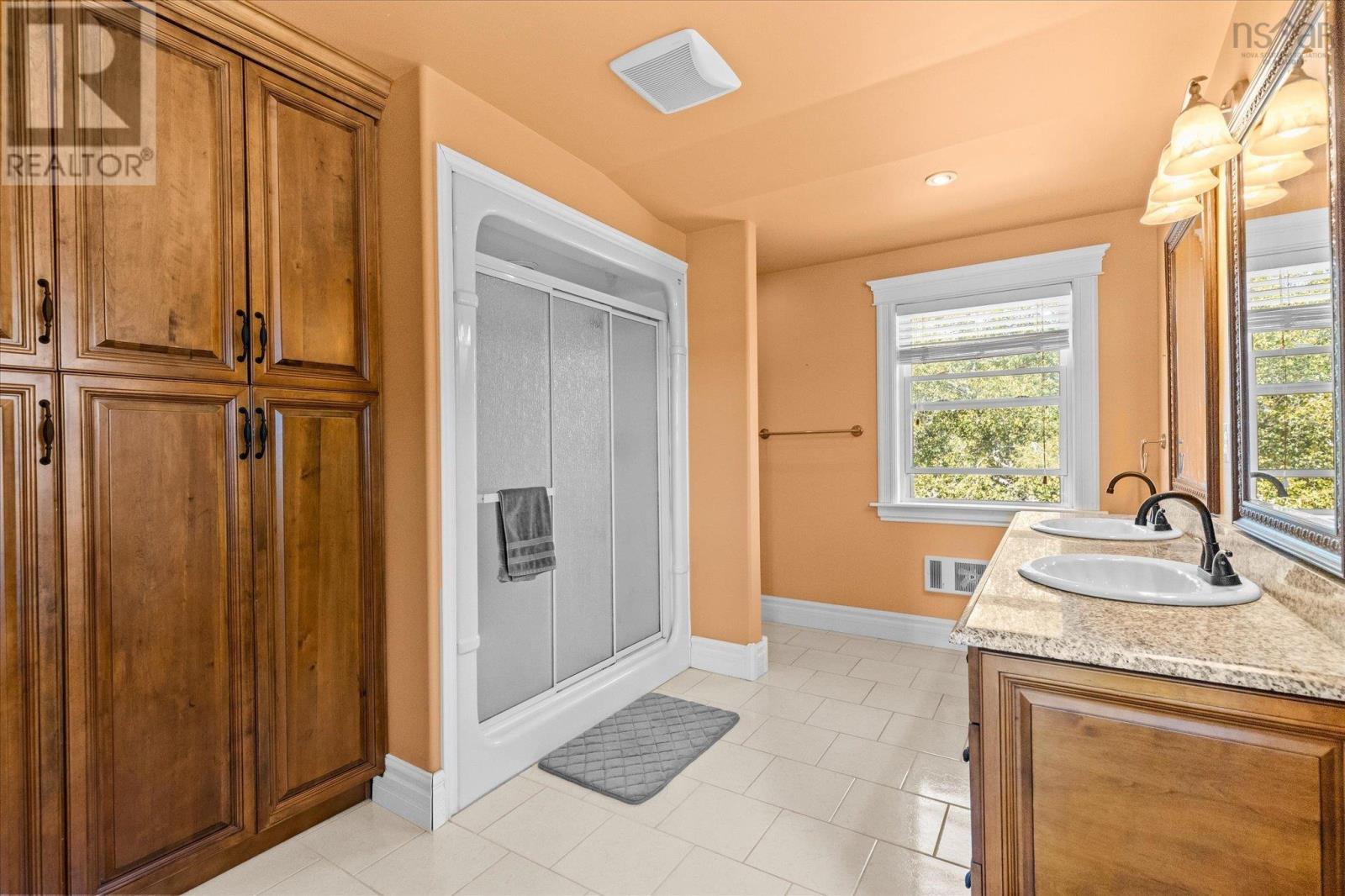 Property 26 of 48 of 653 West Sable Road