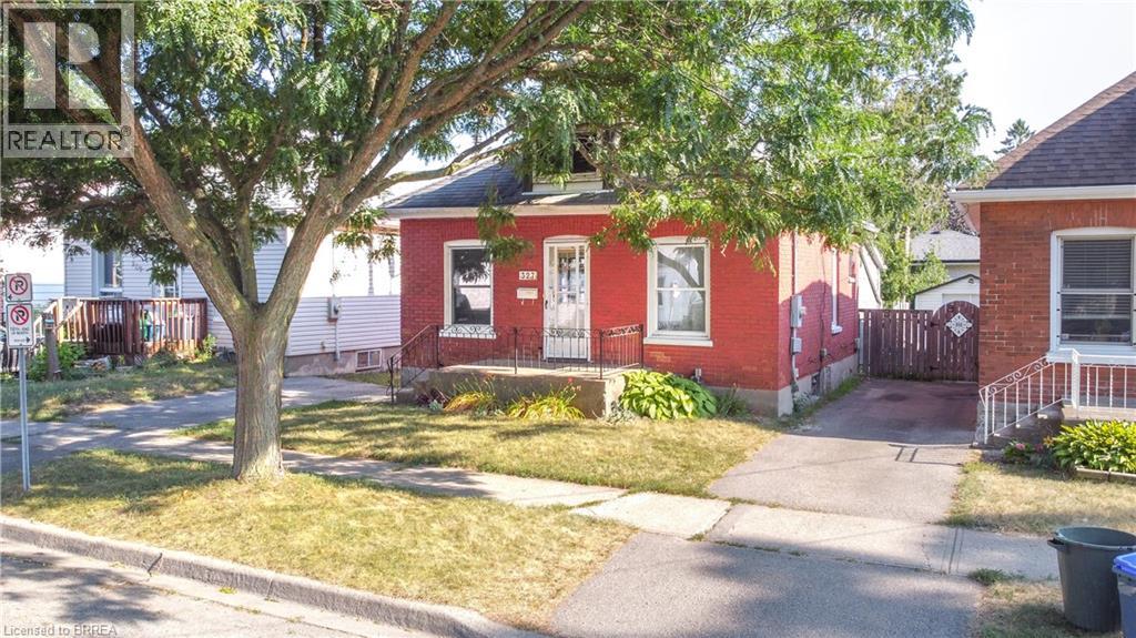 Photo 36 of 327 Sheridan Street, Brantford ON