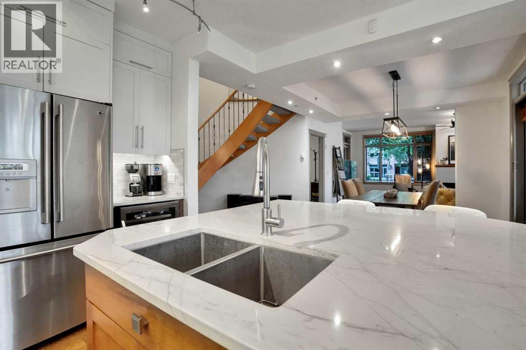 114, 930 Centre Avenue NE, Calgary, Alberta