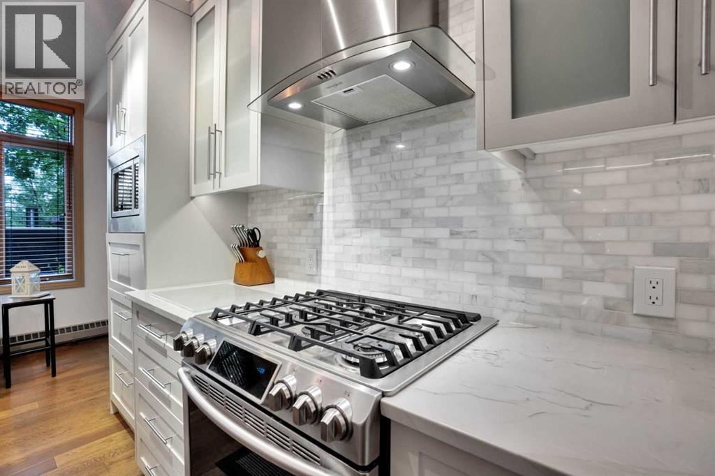 Single Family House Multi-level for Sale in   Centre Avenue NE Bridgeland/Riverside Calgary 