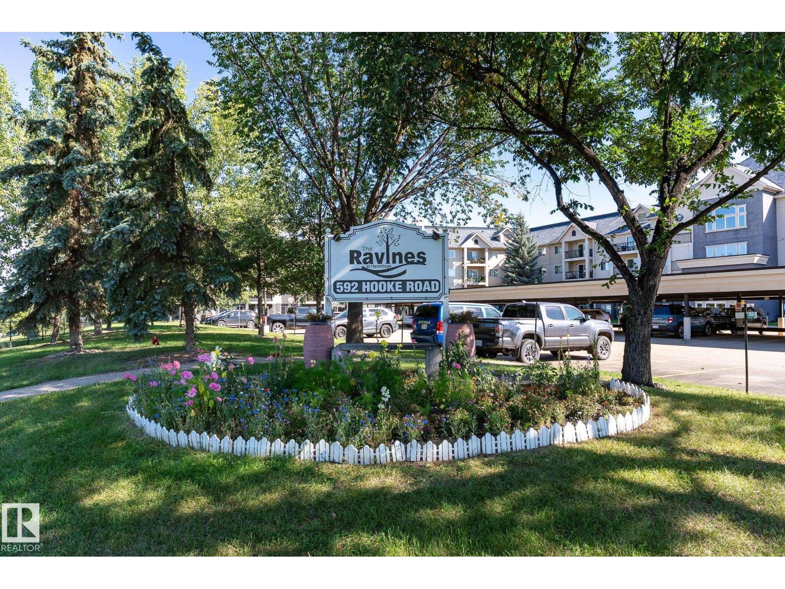 Photo 18 of 225 592 Hooke Rd Nw, Edmonton AB