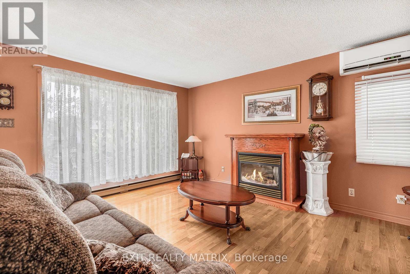Photo 7 of 778 Edmond Street, Hawkesbury ON