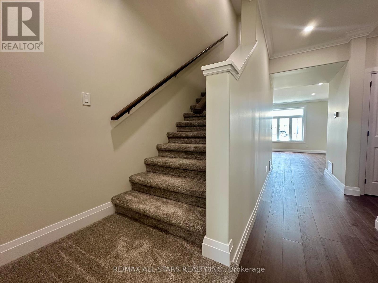 Photo 25 of 6 21 Hampton Lane, Selwyn ON
