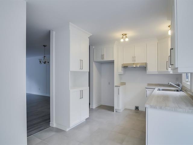 Photo 10 of 52 Rue Des Marouettes, Gatineau QC