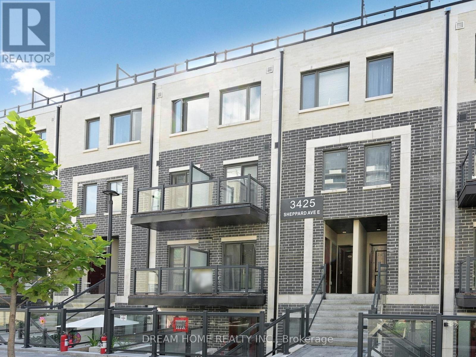 Photo 3 of 205 3425 Sheppard Avenue E, Toronto ON