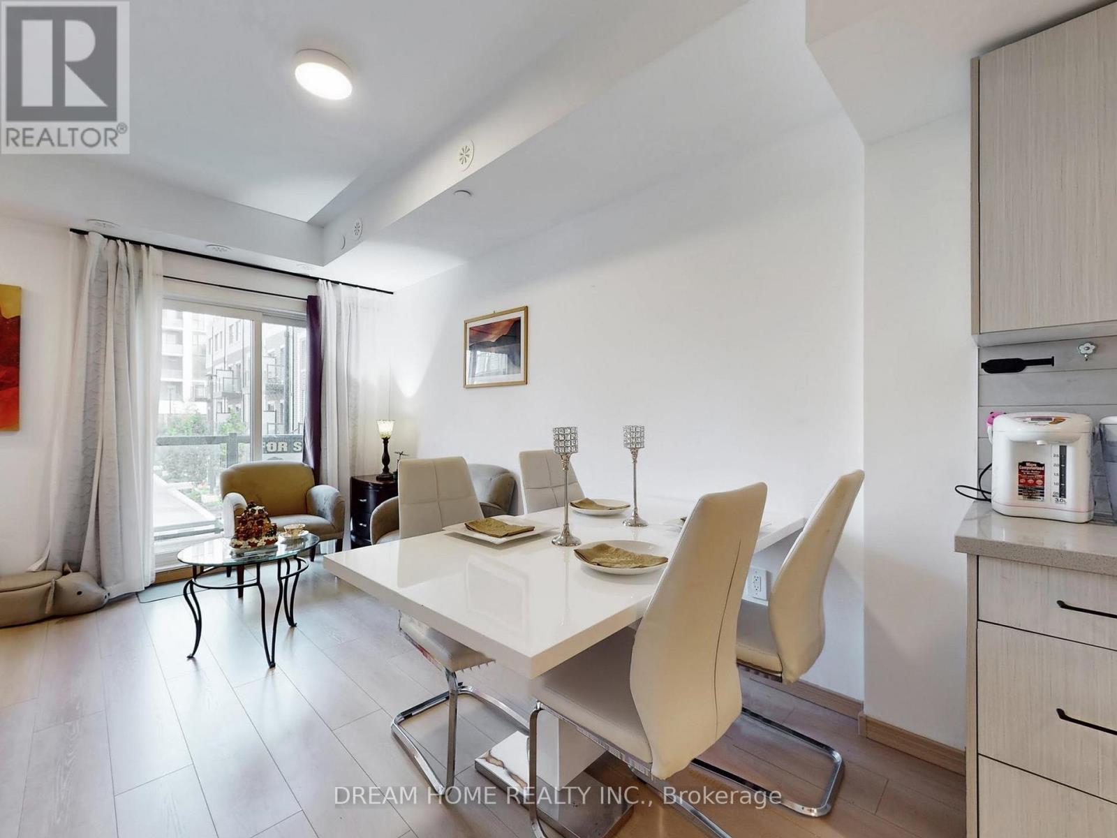 Photo 8 of 205 3425 Sheppard Avenue E, Toronto ON