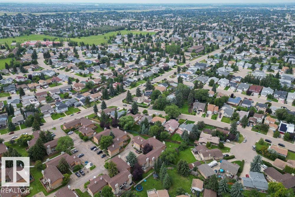 Photo 6 of 54 3812 20 Av Nw, Edmonton AB