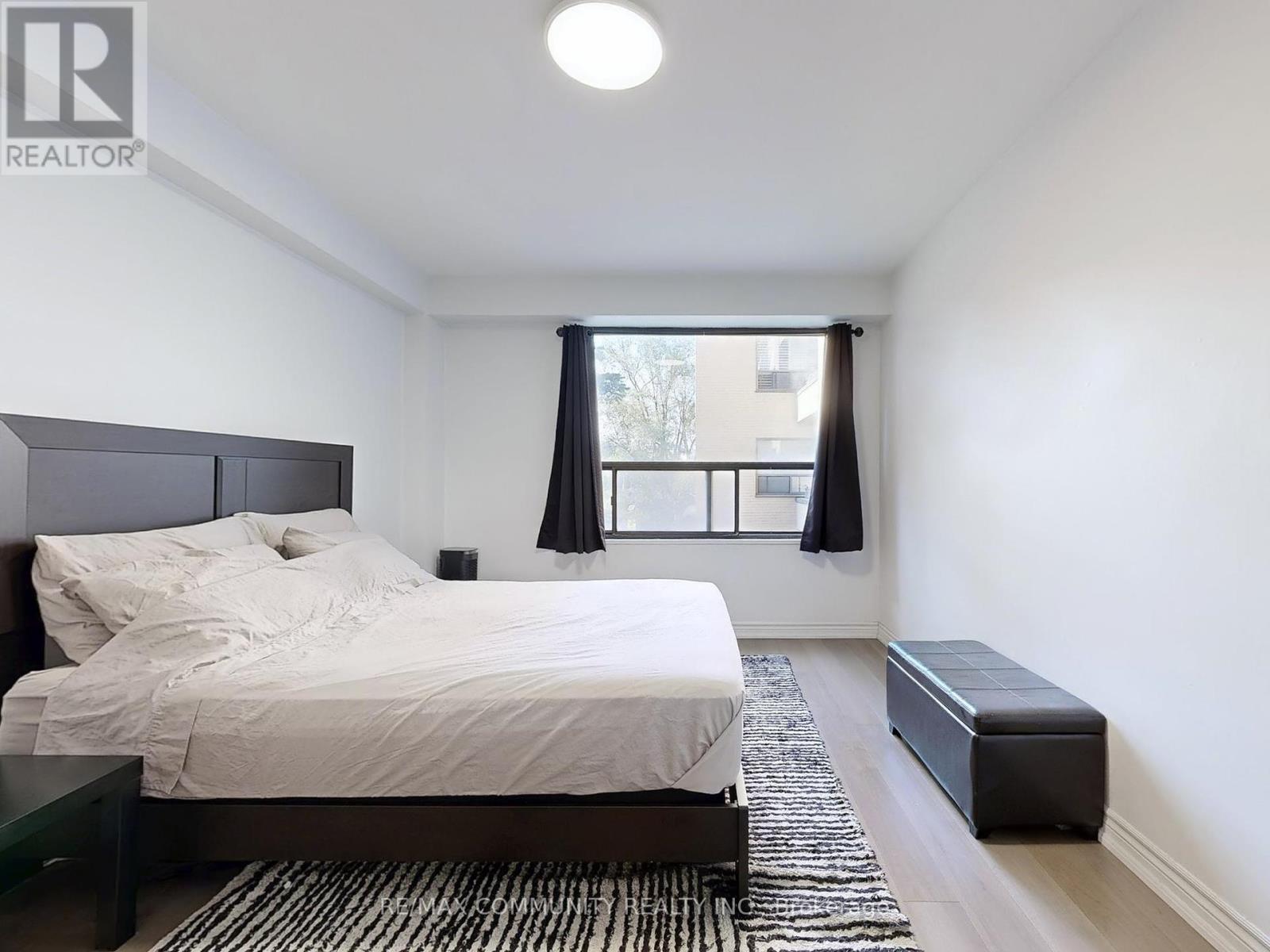 Photo 17 of 309 740 Eglinton Avenue W, Toronto ON