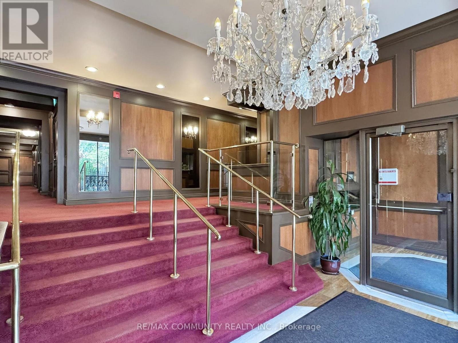 Photo 22 of 309 740 Eglinton Avenue W, Toronto ON