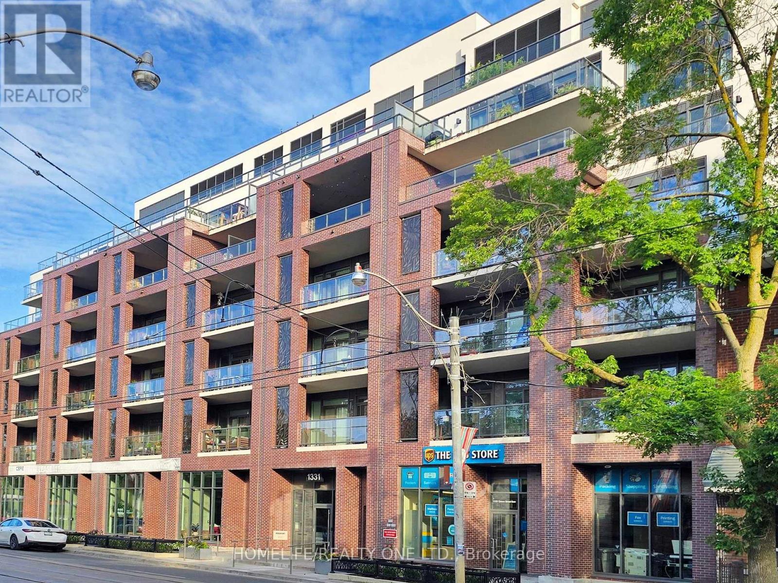 Photo 36 of 402 1331 Queen Street E, Toronto ON