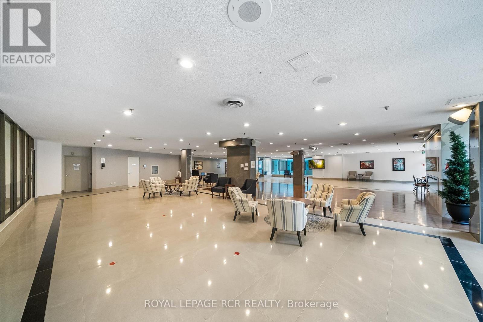 Photo 23 of 1402 2350 Bridletowne Circle, Toronto ON