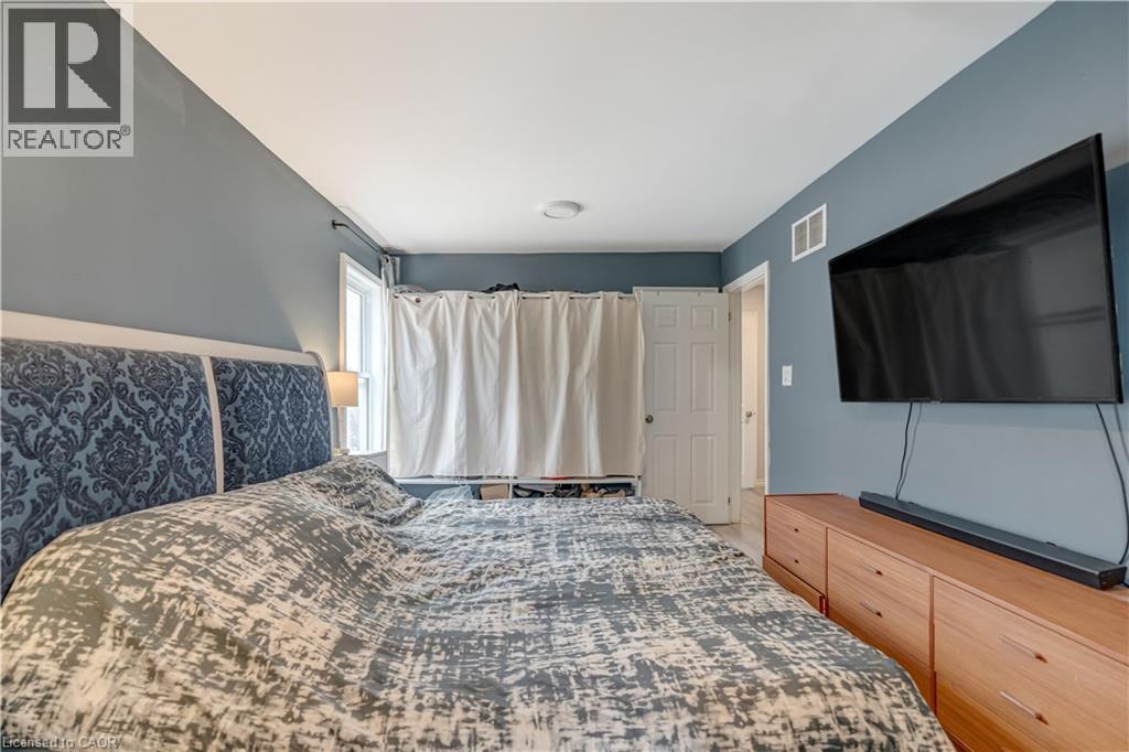Photo 6 of 174 Mcanulty Boulevard, Hamilton ON