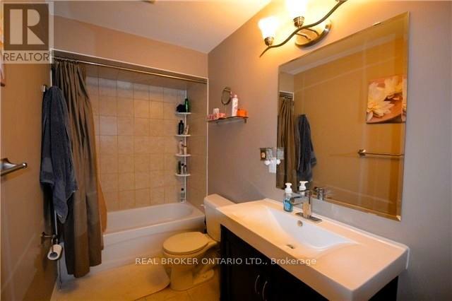 Photo 5 of Main Fl 710 Sunnypoint Drive, Newmarket ON
