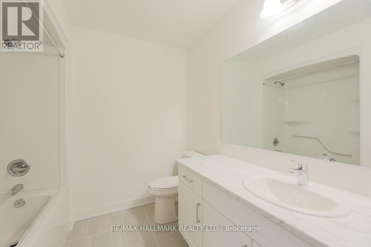 Photo 5 of 43 Shipley Avenue, Collingwood ON