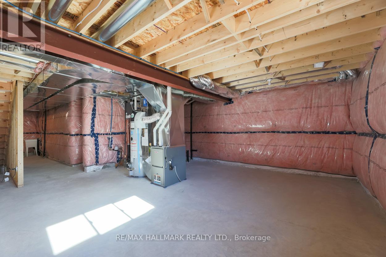 Photo 6 of 43 Shipley Avenue, Collingwood ON