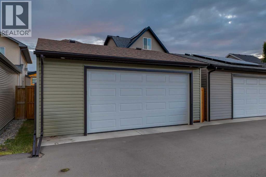Single Family House for Sale in  WALDEN Crescent SE Walden Calgary 