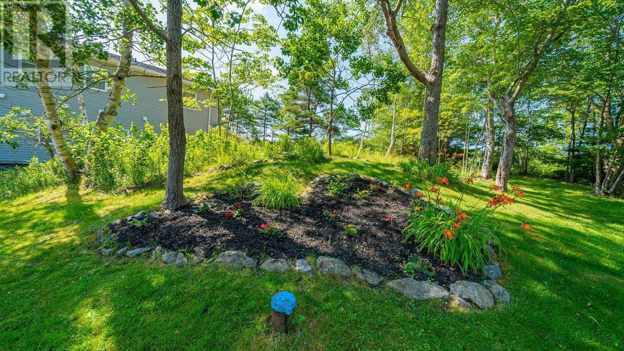 Photo 17 of 14 Hamshaw Drive, Halifax NS