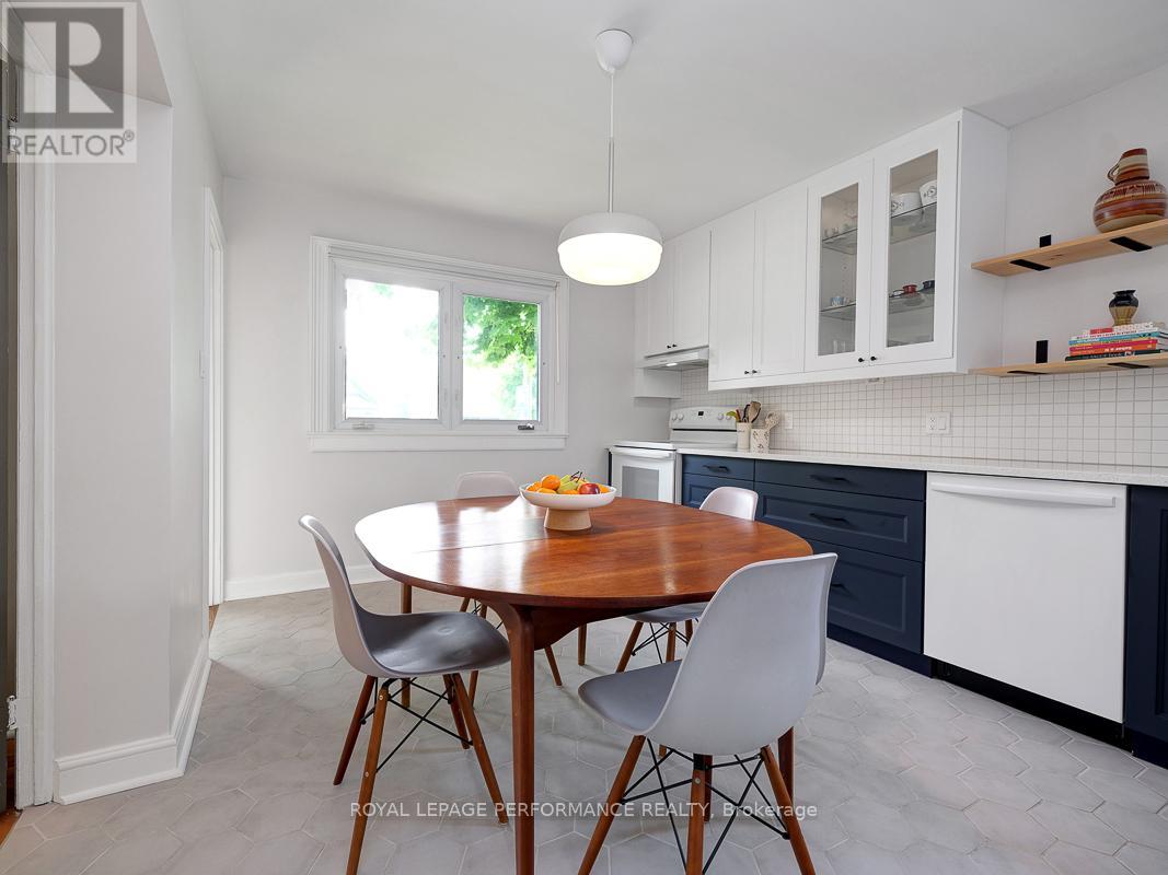 Photo 19 of 405 Allen Boulevard, Ottawa ON