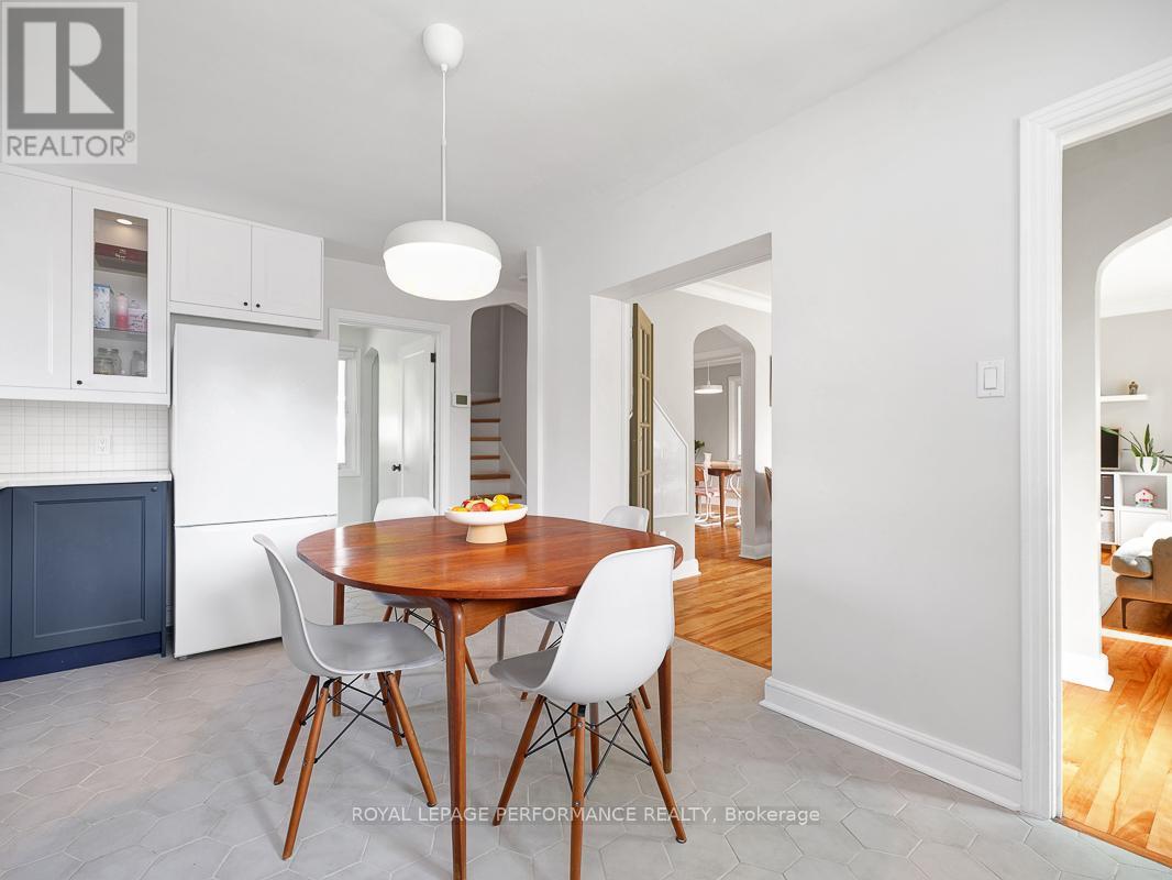 Photo 17 of 405 Allen Boulevard, Ottawa ON
