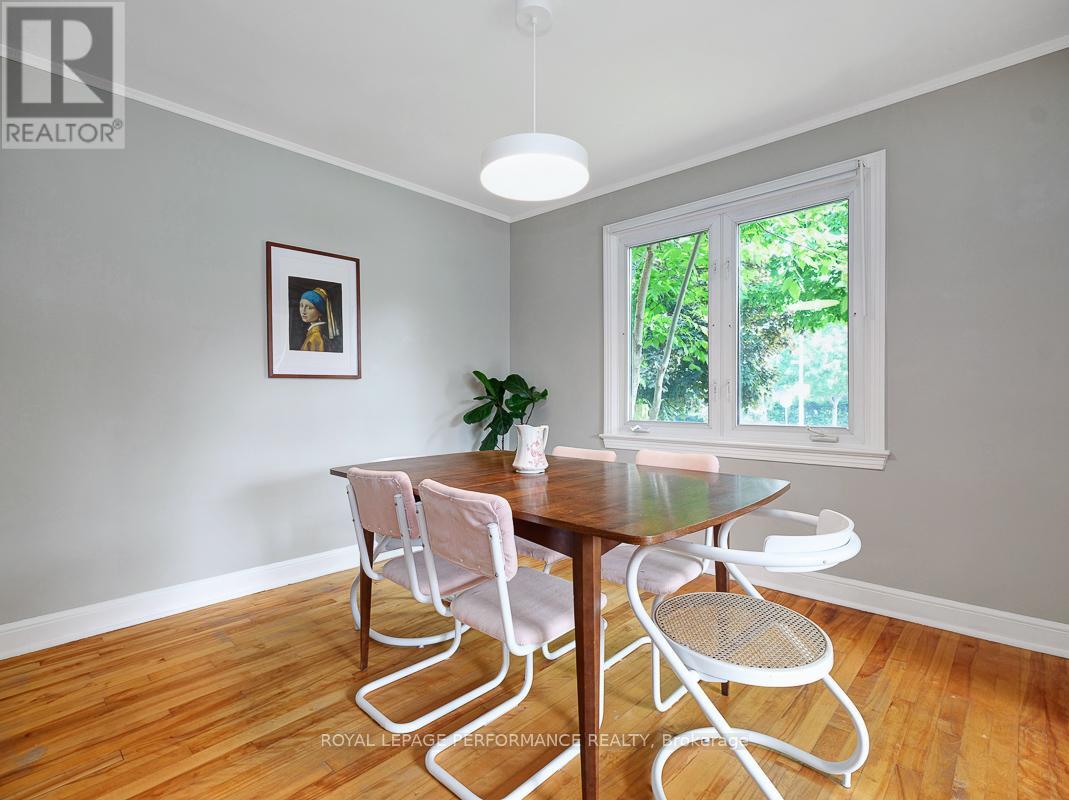 Photo 11 of 405 Allen Boulevard, Ottawa ON