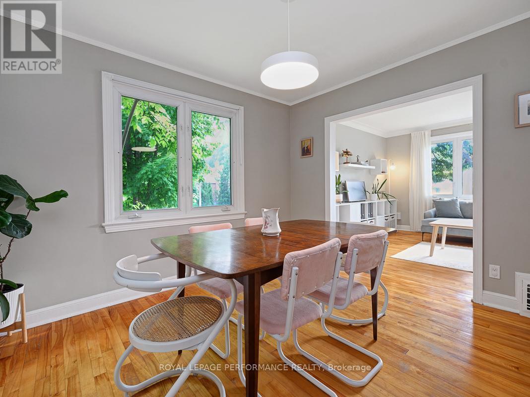 Photo 25 of 405 Allen Boulevard, Ottawa ON